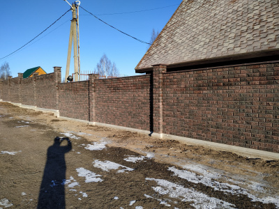 Забор «‎BRICK»‎ Красный-венге